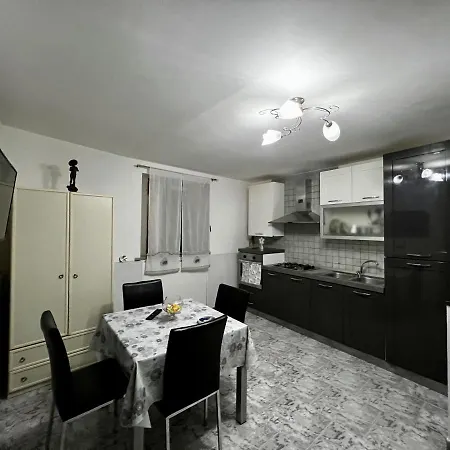 Centro Storico Family Flat * Napels